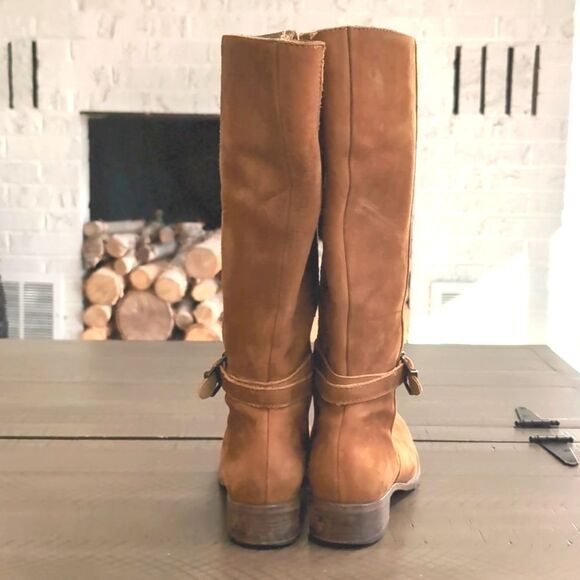 Matisse Chestnut Heeled Boots - Picture 5 of 16